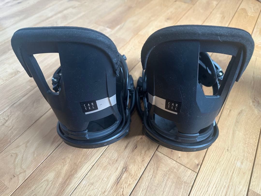 バートン　カーテルEST Mサイズ