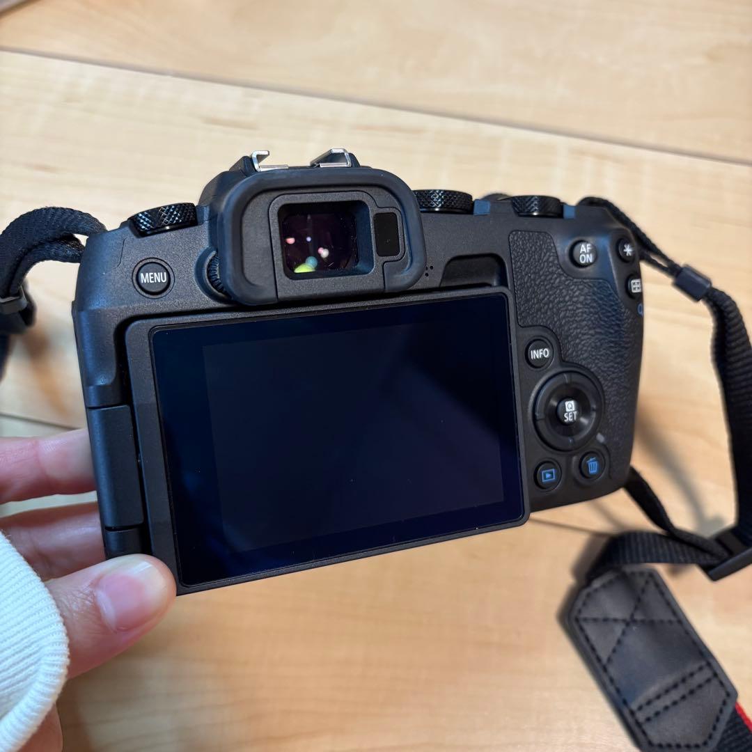 ⭐️美品おまけ付⭐️Canon EOS RP ミラーレスカメラ