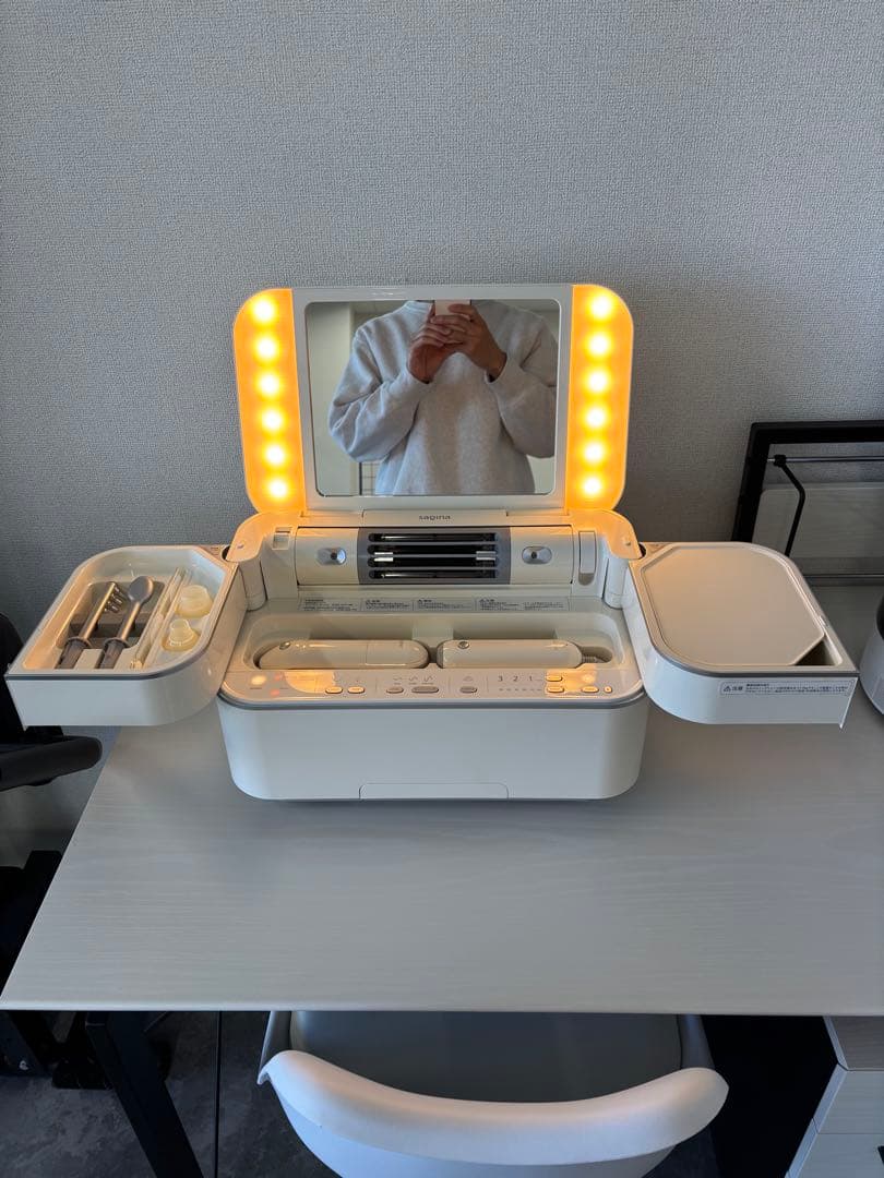 サキナ美顔器 ホワイト