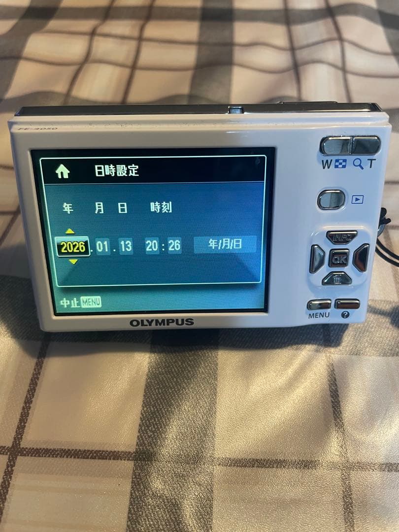 【美品】OLYMPUS FE-4050 ホワイト コンパクトデジタルカメラ