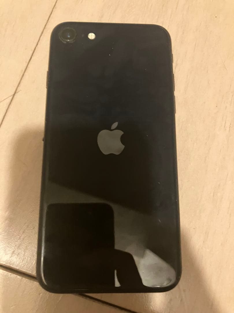 Apple iPhone SE 第3世代 ブラック 本体 ジャンク品