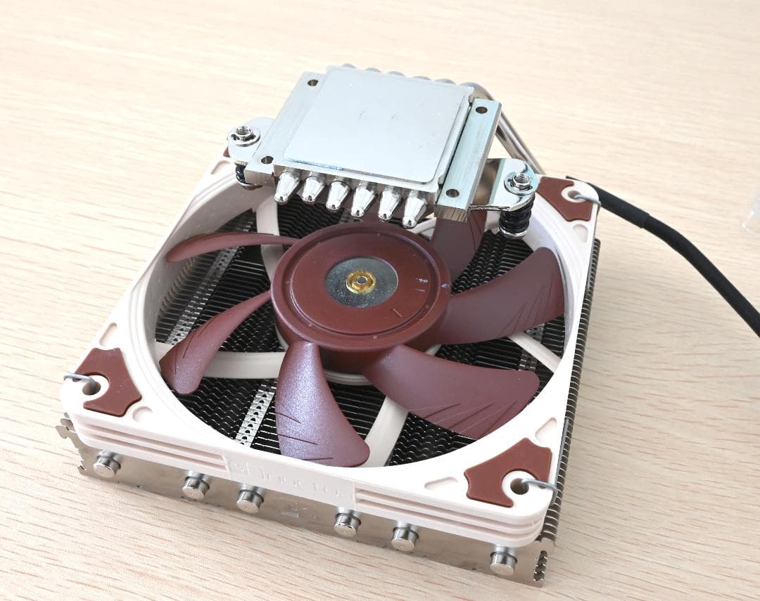 PC用ファン・クーラー nocture NH-L12Sx77