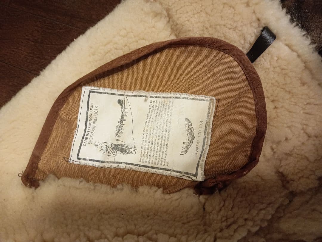 AVIREX B3ムートンフライトジャケット　 USA製 　人気サイズ40