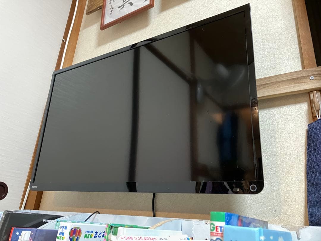 送料無料 TOSHIBA 東芝 液晶カラーテレビ32 S 8 2014年製