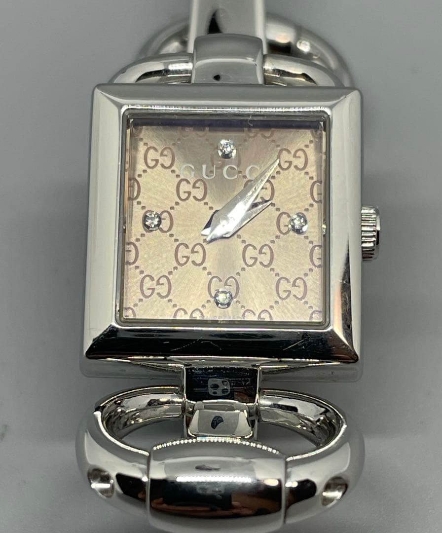 GUCCI グッチ 120 QZ トルナヴォーニ　レディース腕時計