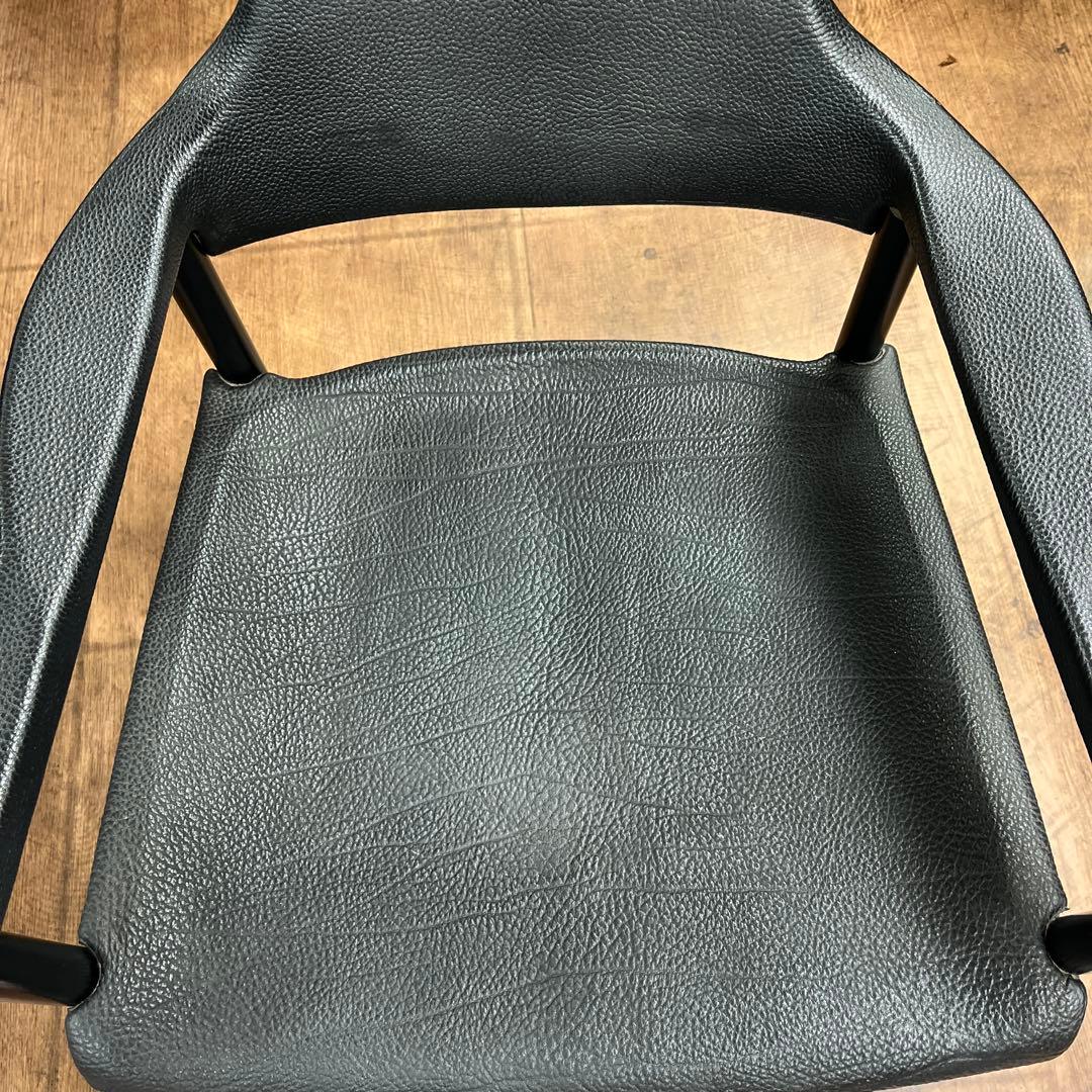 カッシーナレオナルドアームチェア