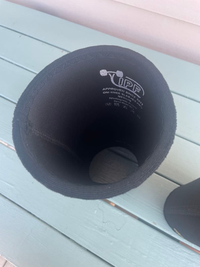 SS級品 Mサイズ オニプロONI 鬼 ニースリーブ プロ