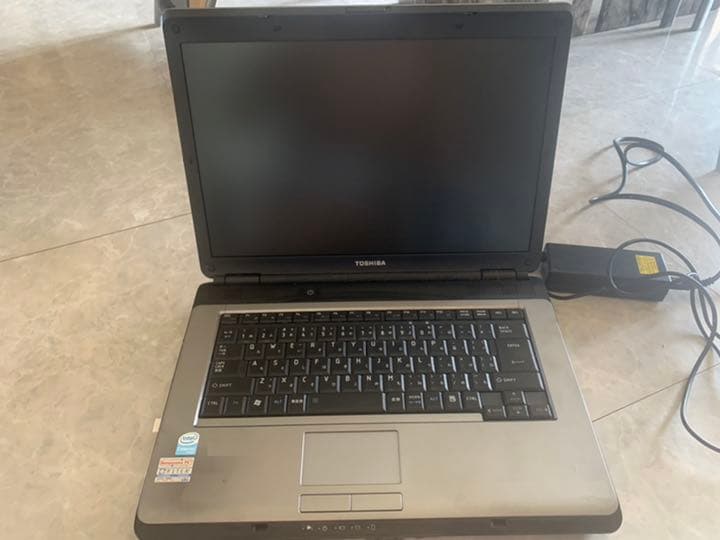 東芝のノート型パソコン