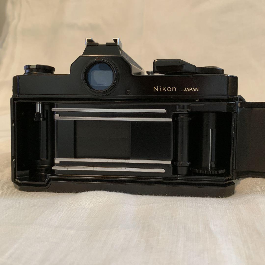 NikomatFT2ボディー/NIKKOR-s35mm＋NIKKOR135mm