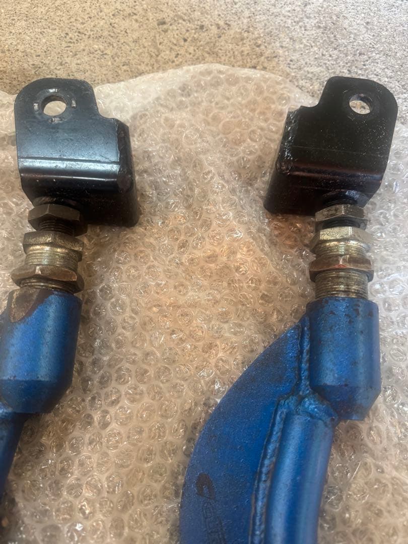 クスコ リアアッパーアーム C-HRハイブリッドにて使用 適合車種画像あり