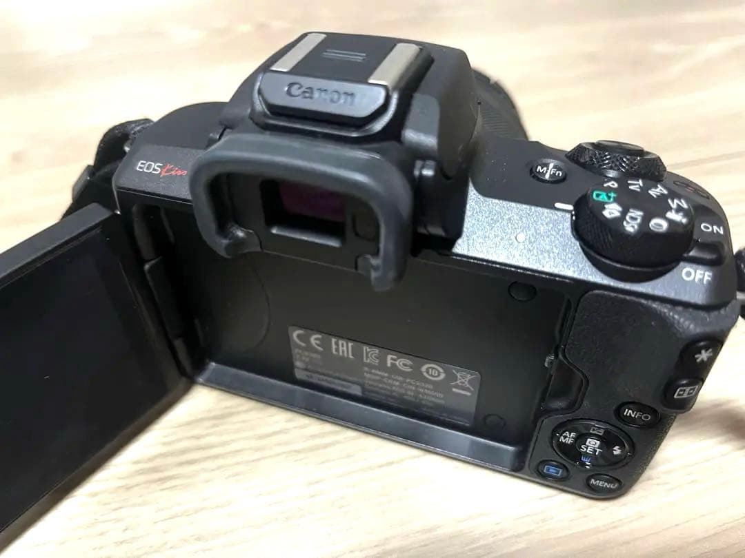 Canon EOS KISSM ブラック