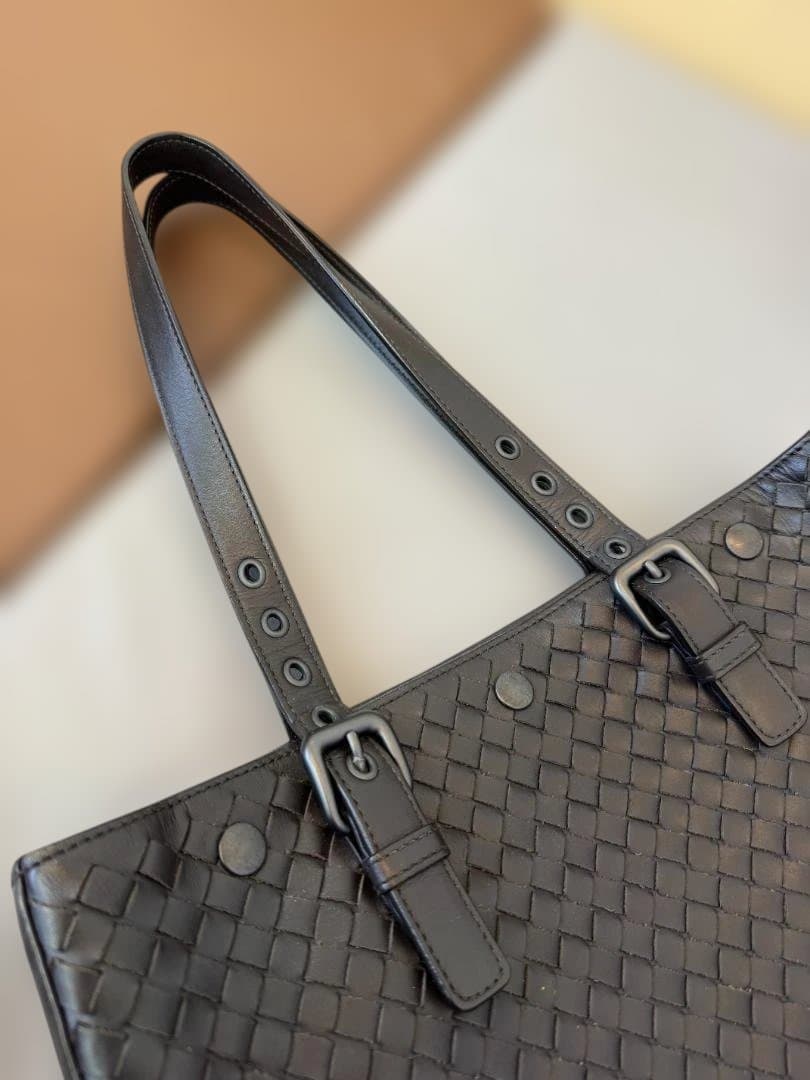 ボッテガ・ヴェネタ イントレチャート メンズ トートバッグ