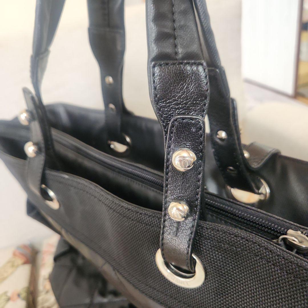 CHANEL ブラック キルティング バッグ