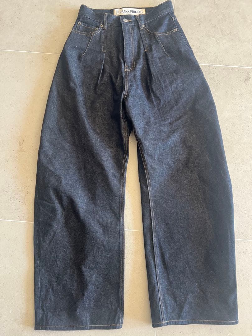 パンツ prank project Highwaisted Curved Denim