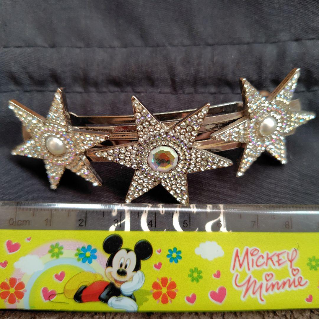 acca ホリデー　星型ヘアクリップ