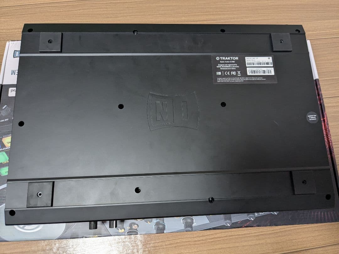 TRAKTOR KONTROL S2 MK2 箱付き 付属品完備