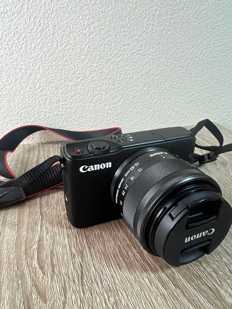 デジタルカメラ Canon EOS M10 15-45mm
