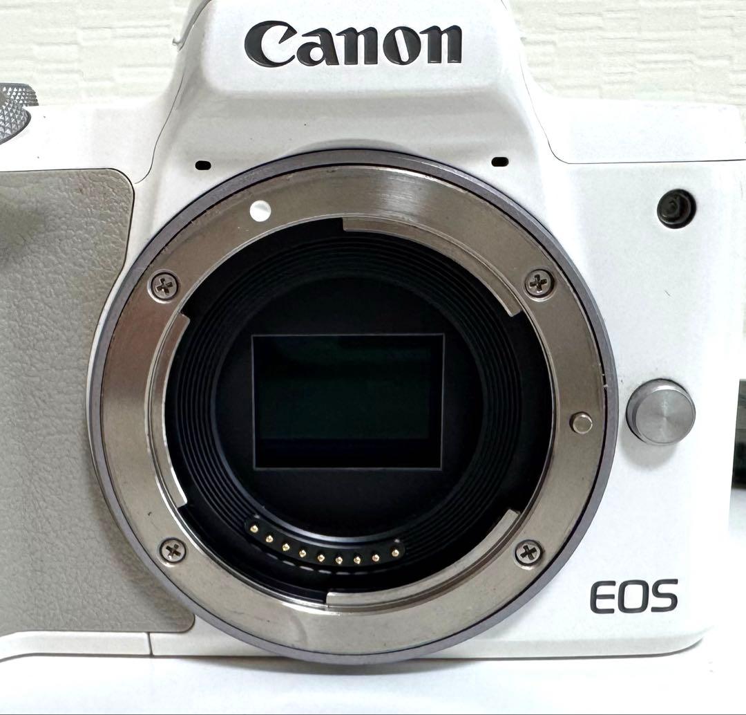 Canon EOSkissM　ズームレンズキット 18-150mm　ホワイト