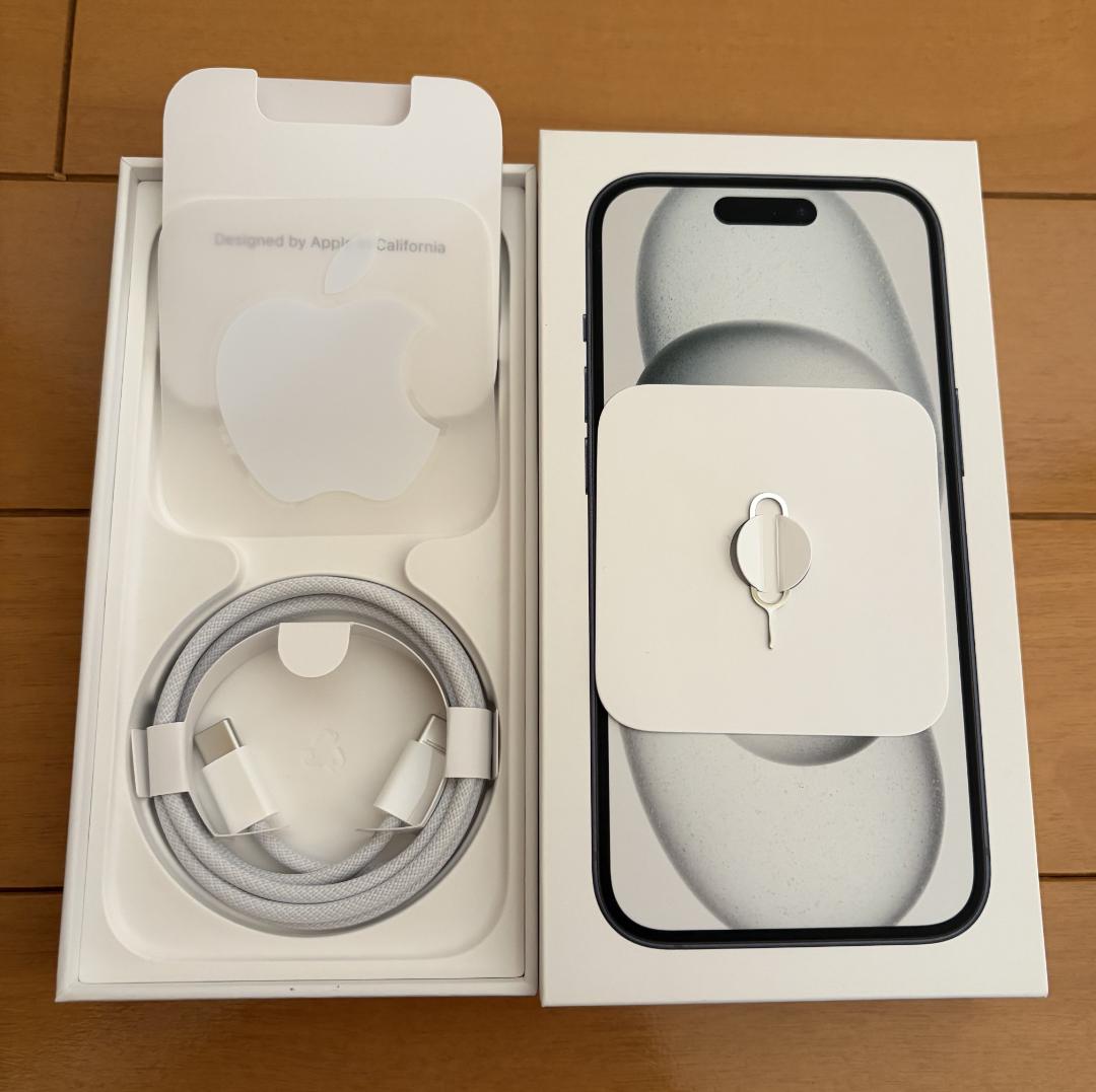 iPhone15ブラック128GB　純正バッテリー容量残97%です！