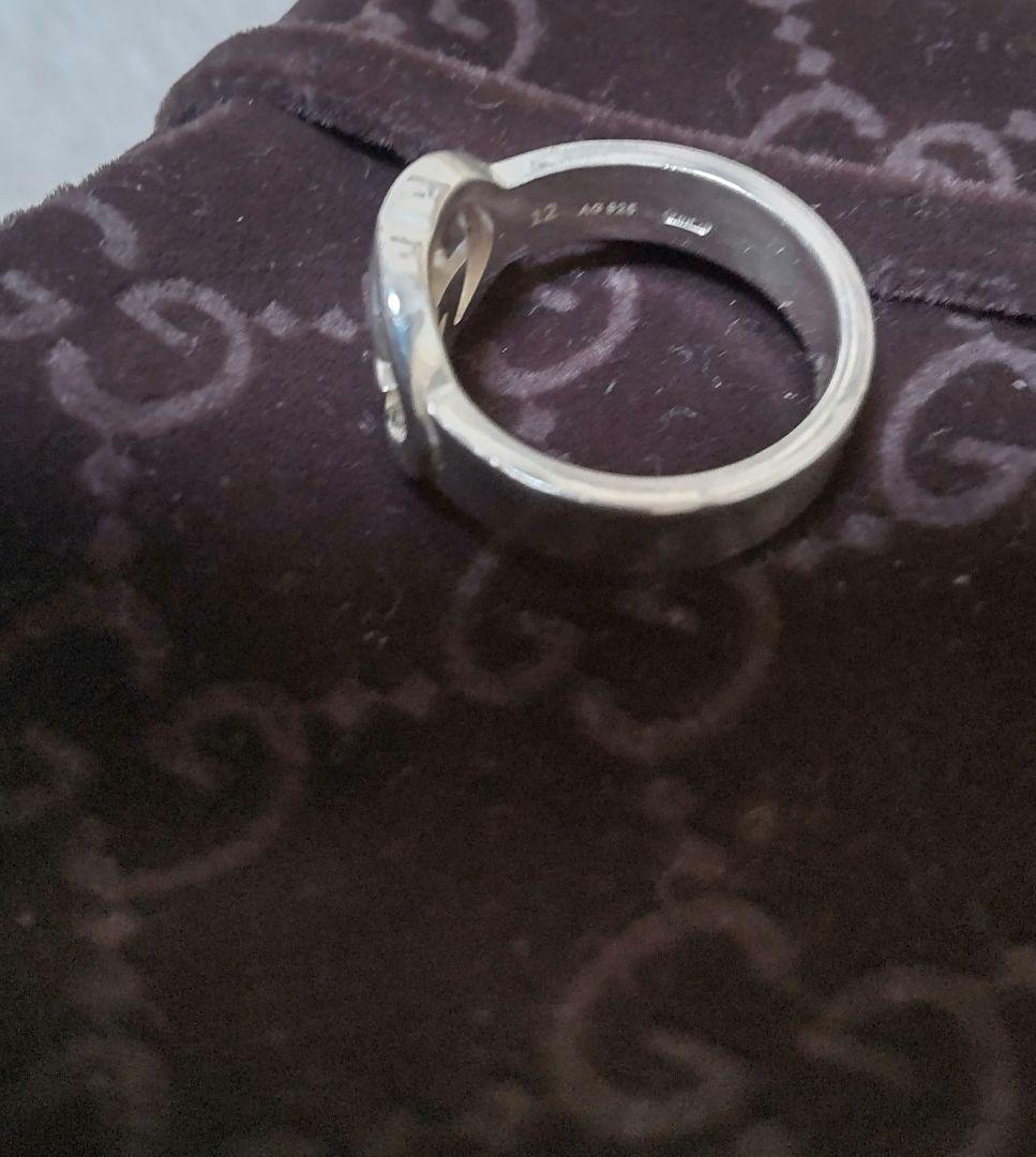 GUCCI シルバーリング ロゴデザイン 専用袋付き