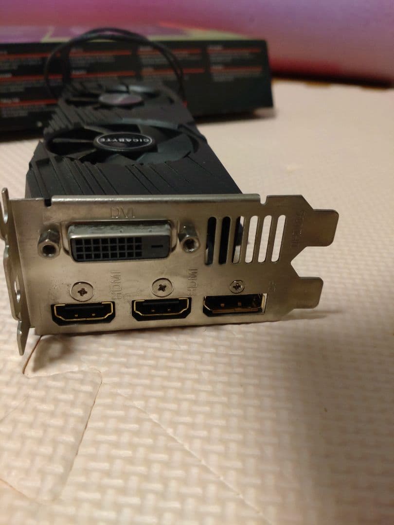 GTX 1650 LP 4GB グラフィックカード