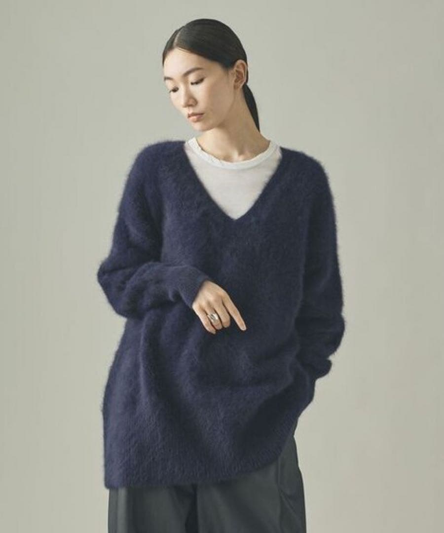 完売カレンソロジーFOXカシミヤVネックニットプルオーバー