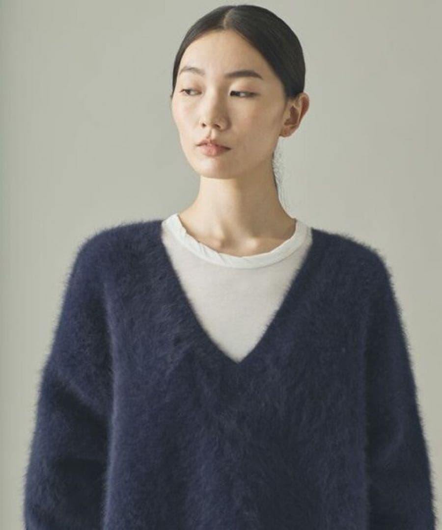 完売カレンソロジーFOXカシミヤVネックニットプルオーバー