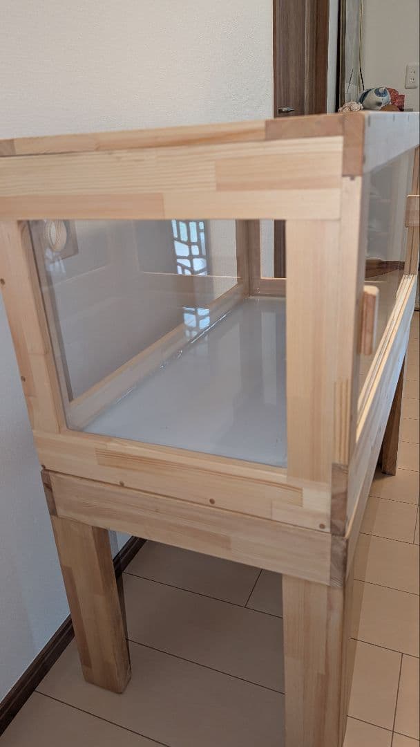 せのケージ！赤松集成材18ミリ幅60縦45奥行45全面アクリル板仕様