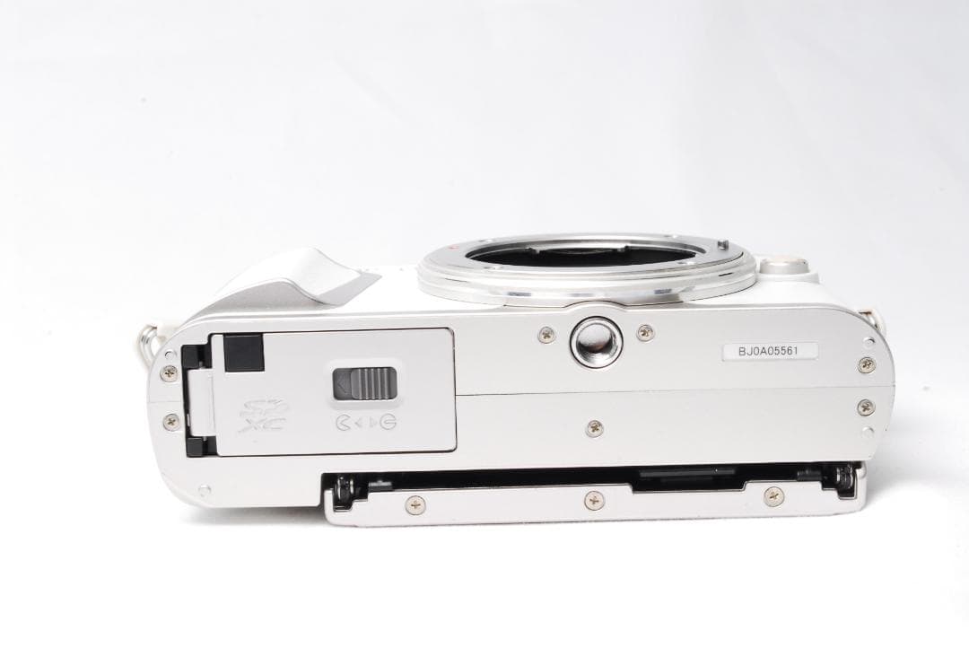 【新品級】OLYMPUS E-PL9 ホワイト Wi-Fi スマホ転送