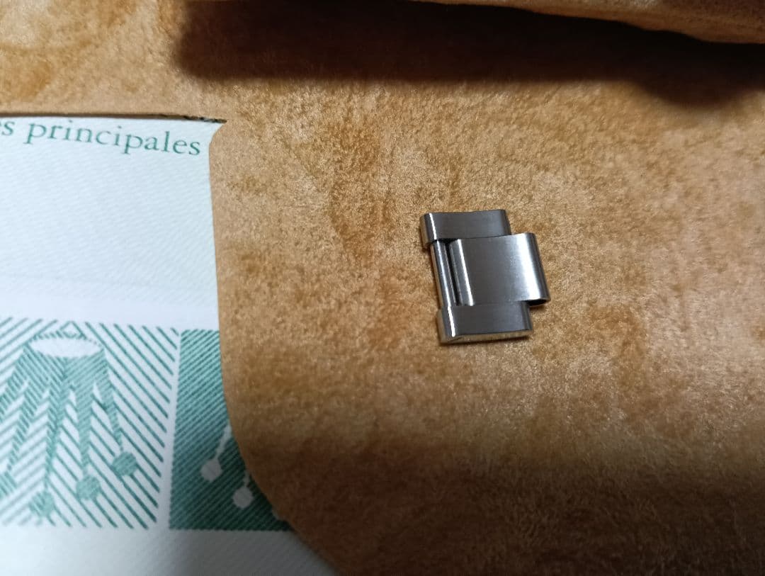 ROLEX ロレックスエアキング14000のレザーケースと余りコマ１個　時計なし