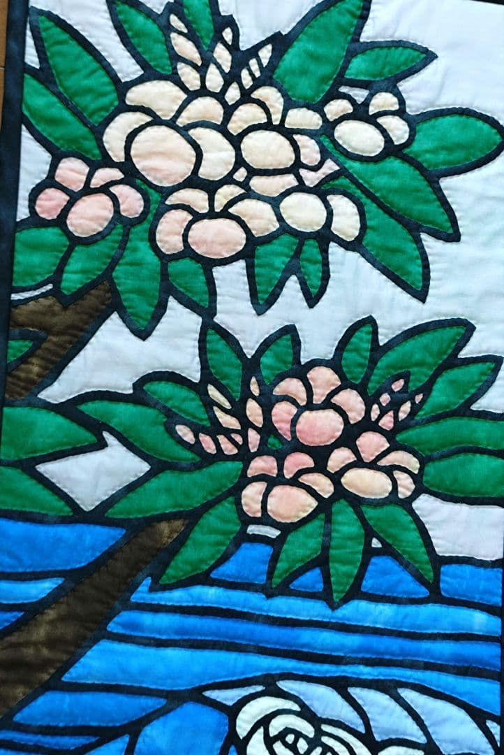 タペストリー　ハワイアンキルト　ステンドグラスキルト