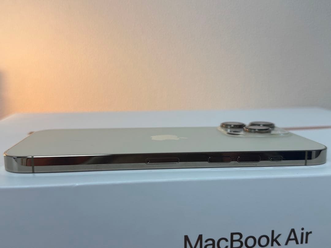 Apple iPhone 14Pro Maxゴールド 本体