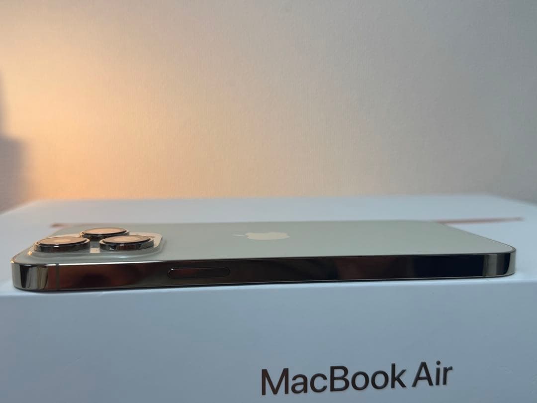 Apple iPhone 14Pro Maxゴールド 本体