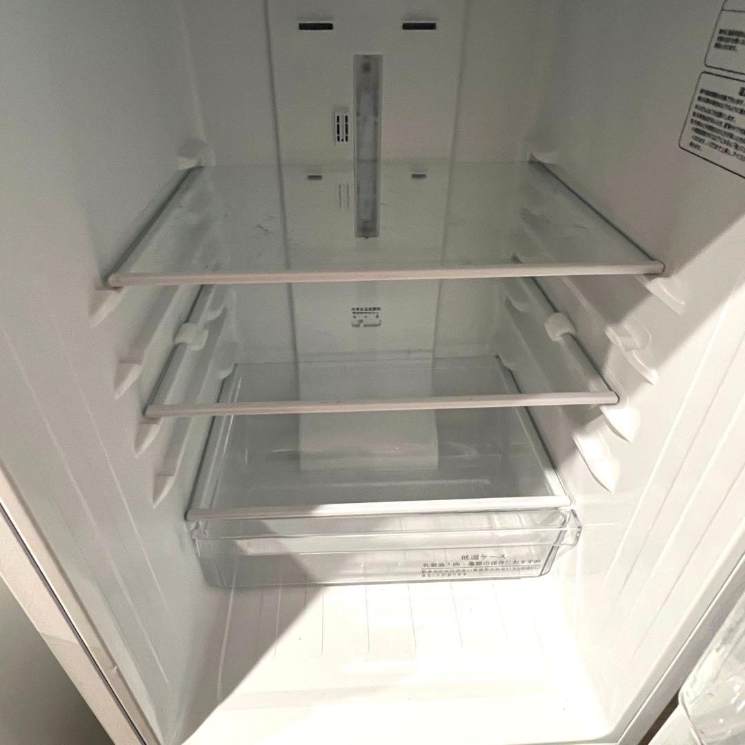 冷蔵庫 2ドア 150L Hisense 右開き HR-D15C