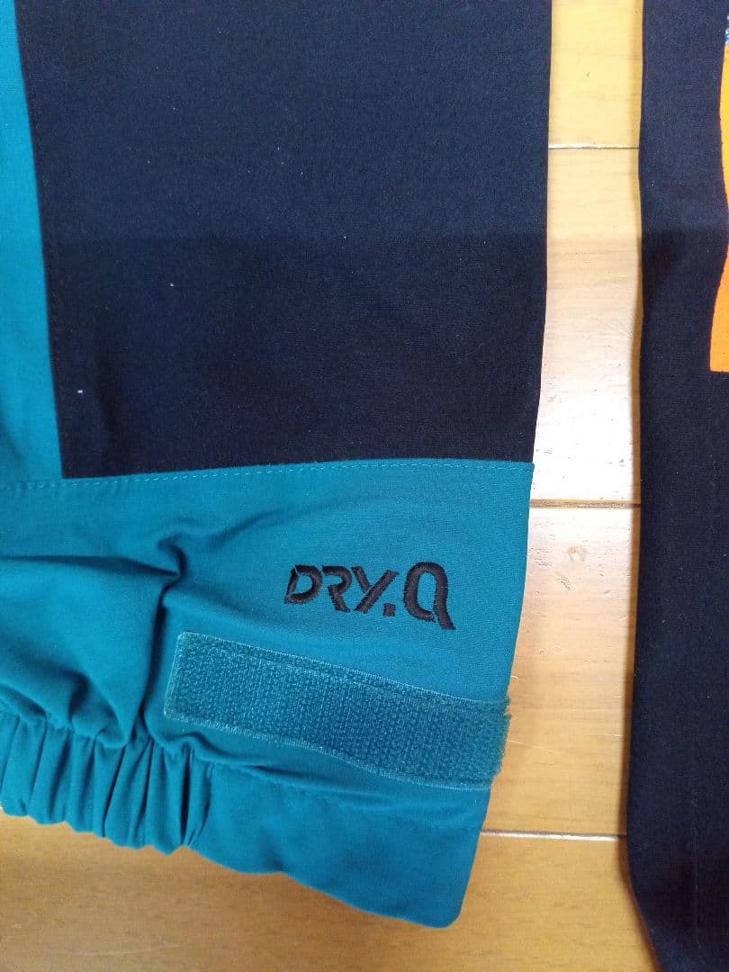 マウンテンハードウェア　マウンテンパーカー 　マルチカラー