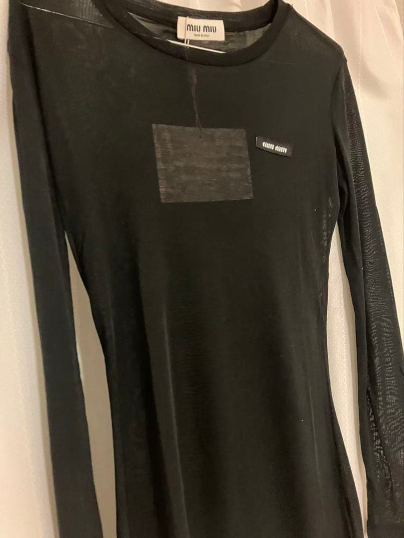 【新品未使用】ブラック ロゴ シアー トップス ロンT