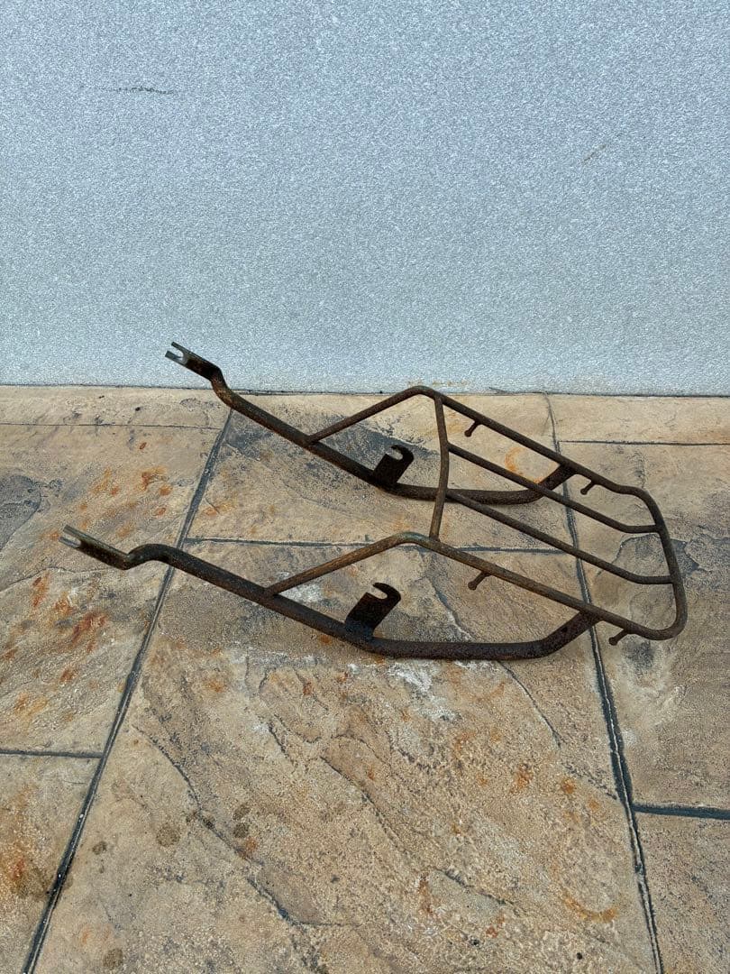 ② バンバン90 リアキャリア　中古　ビンテージ　レア　旧車　RV90