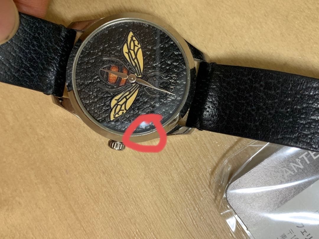 Gucci 蜂デザイン 時計 ya1264067a seiko citizen