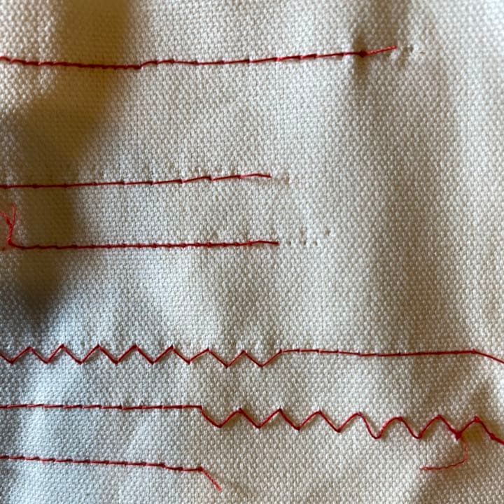 ハッピーミシン　HAPPYミシン E-2800