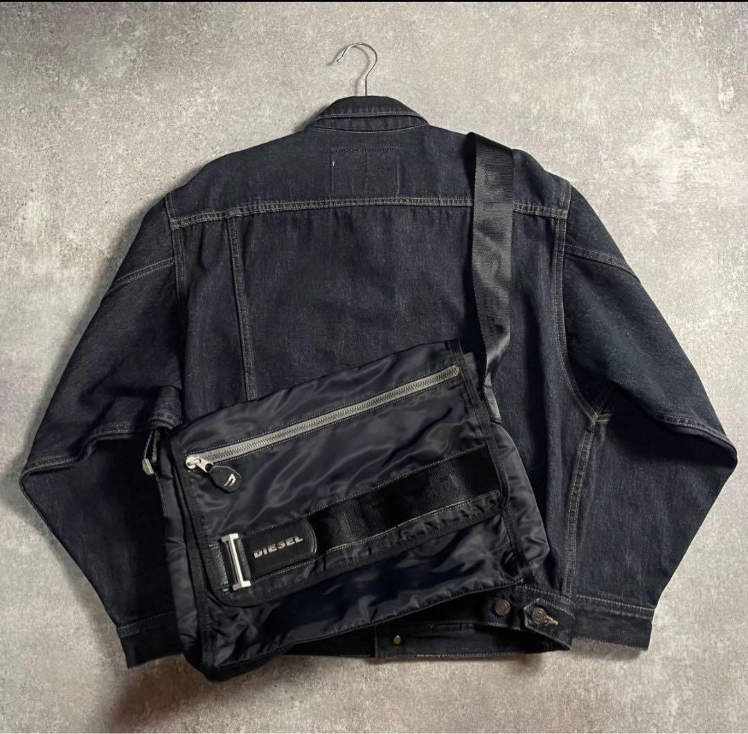 00s メッセンジャーバッグ ワンショルダー ブラック レザー ナイロン