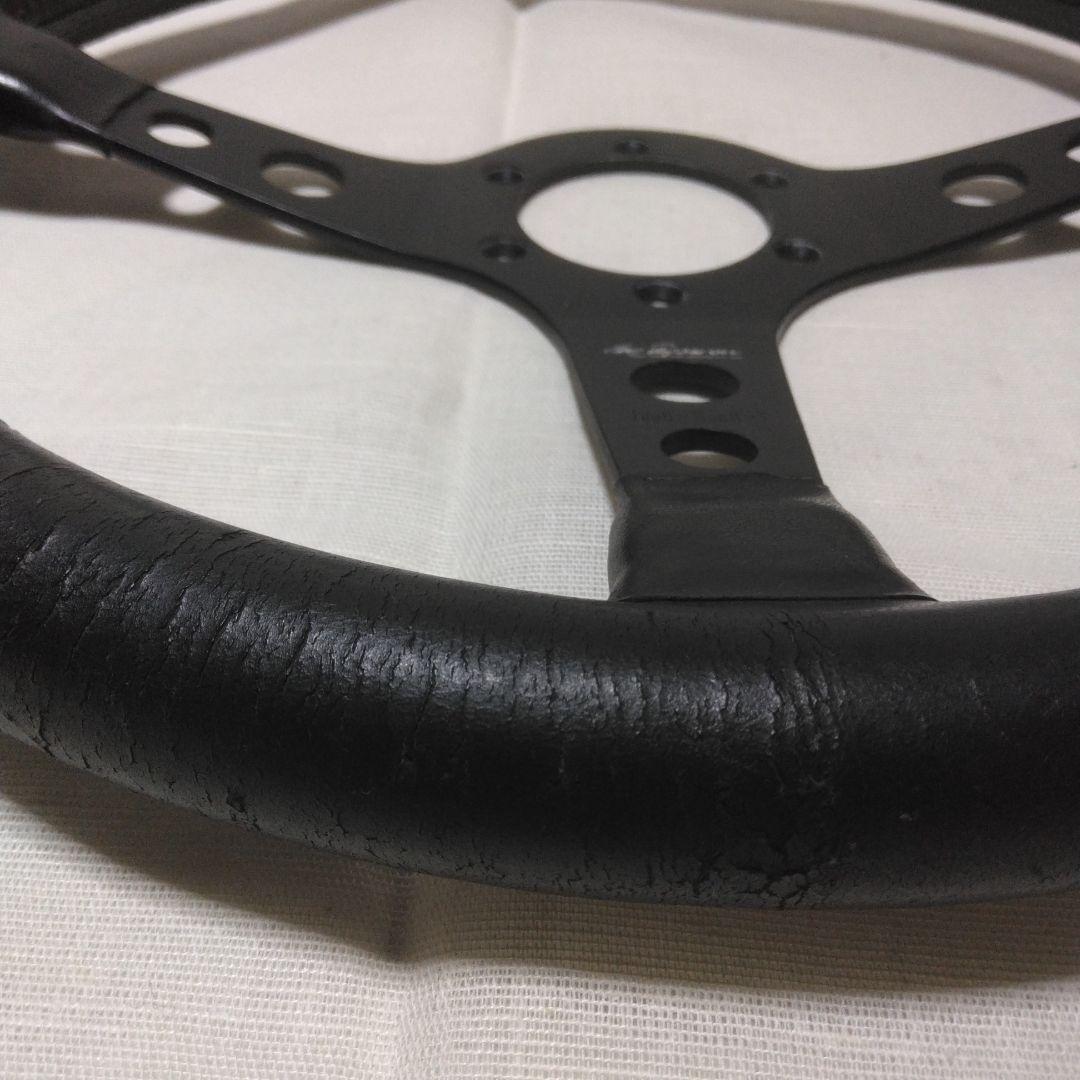 超希少　イタリー製MOMOのステアリング クレイ・レガツォーニモデル