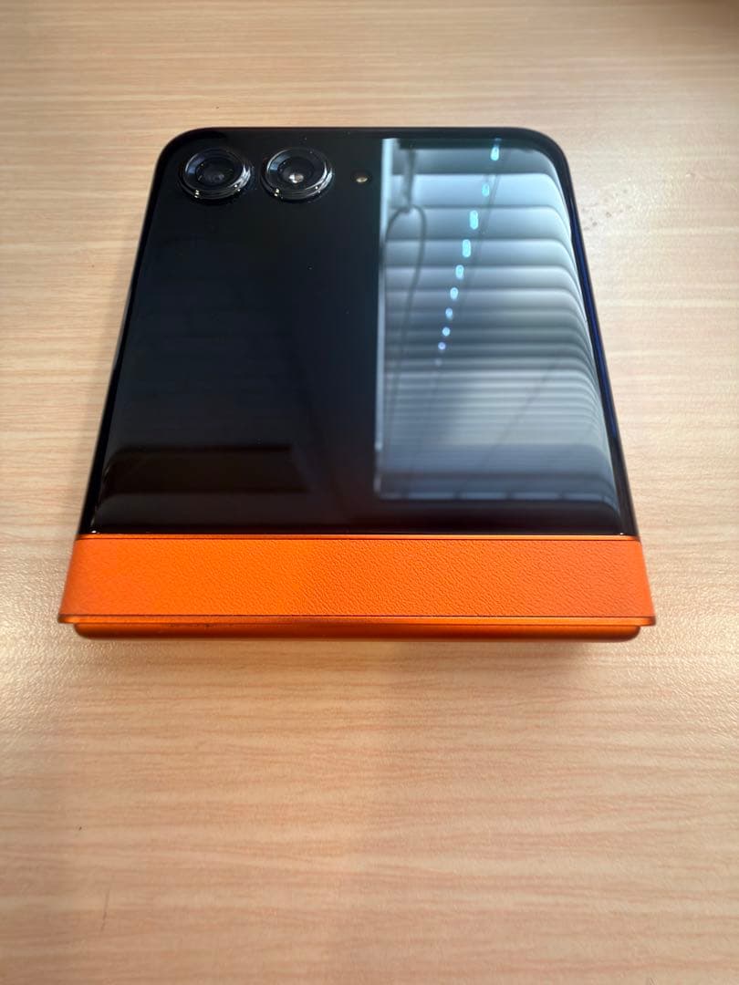 motorola razr 50 国内版simフリー 512GB