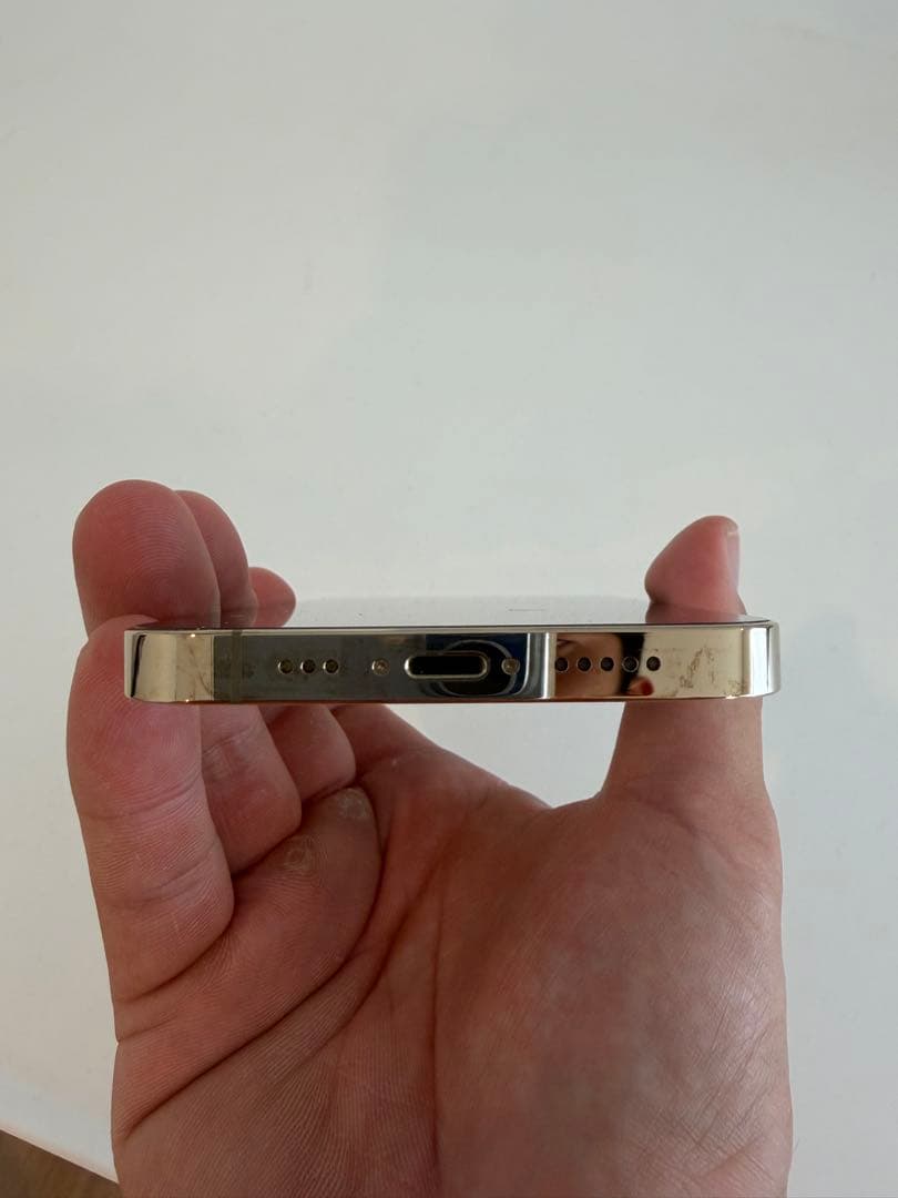 iPhone 13 Pro ゴールド　256GB SIMロック解除済