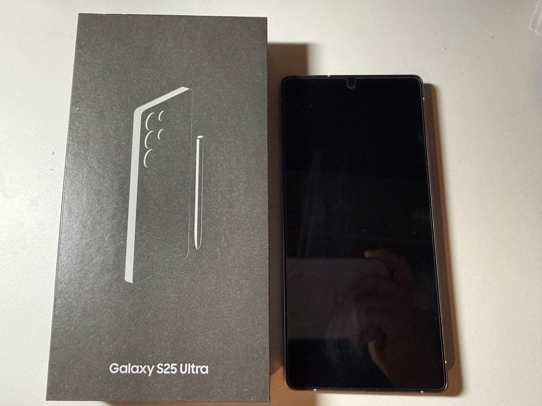 【超美品】Galaxy S25 Ultra 512GBグローバル版 SIMフリー