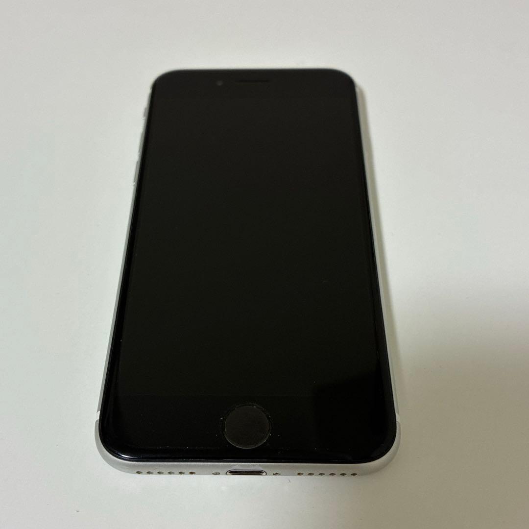 iPhone SE 第2世代(バッテリー最大容量73%)
