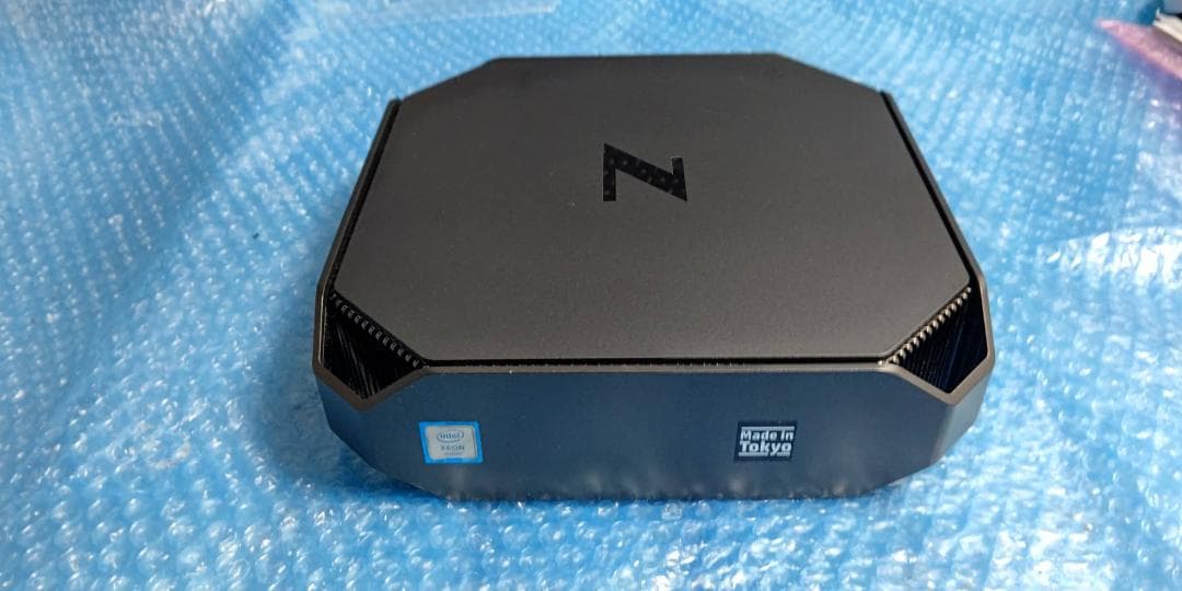手乗りパソコン Z2改17 Gen10 Xeon M.2SSD HDD