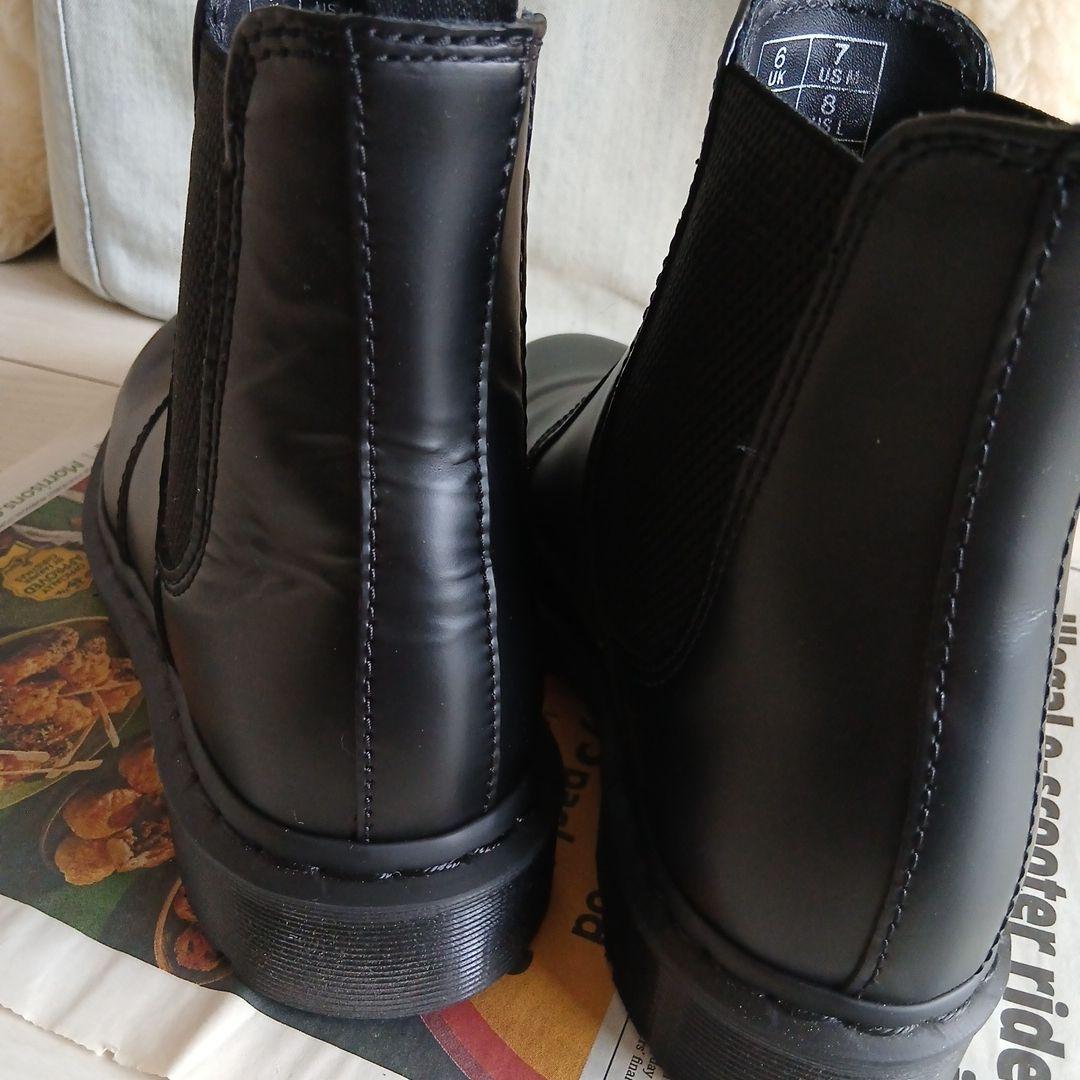 ドクターマーチンブラック サイドゴアブーツ