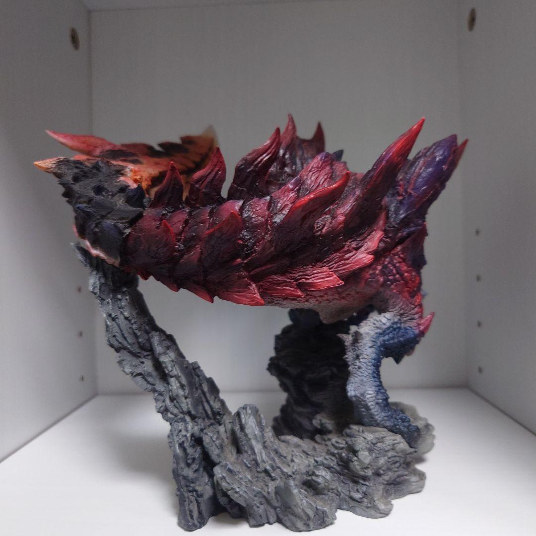 大幅値下げ モンスターハンター　クリエイターズモデル　燼滅刃ディノバルド