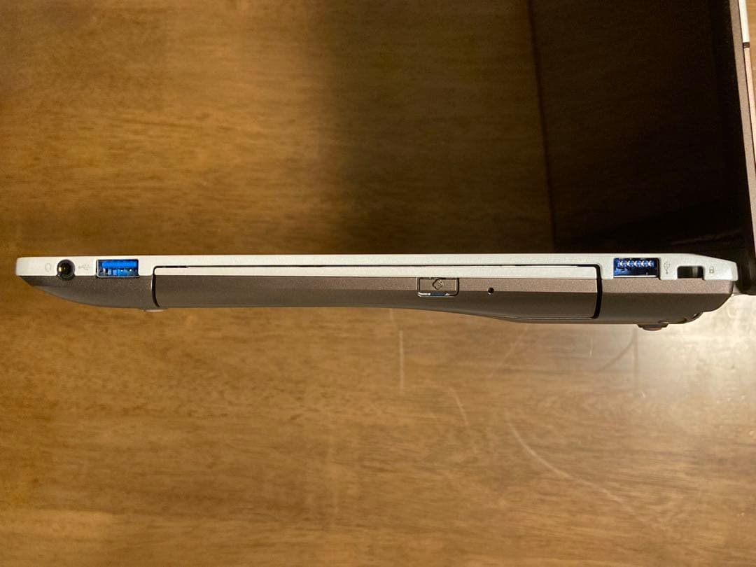 Fujitsu FMV LIFEBOOK Floral Kiss ノートPC