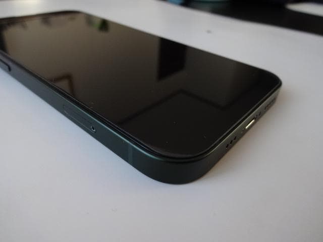 iPhone 13　128GBグリーン　超美品（バッテリー交換済）